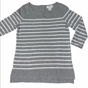 Liz Claiborne grey and white striped top petite/s